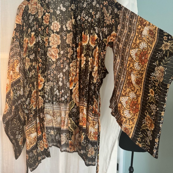 Spell Floral Kimono Robe - Black and Orange - Picture 2 of 9